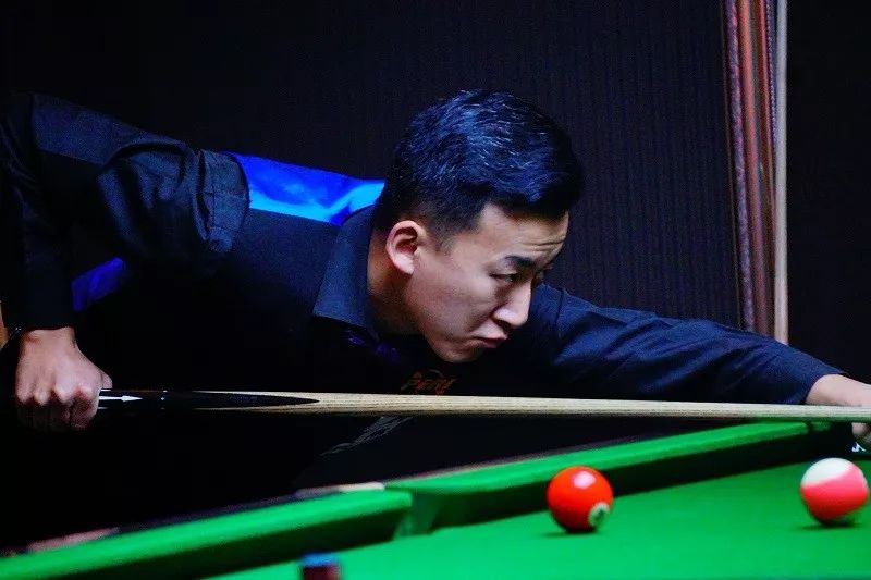 起伏不定 起伏不定